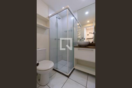 Banheiro social de apartamento para alugar com 3 quartos, 64m² em Macedo, Guarulhos