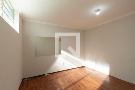 Casa para alugar com 5 quartos, 245m² em Jardim Santa Rosália, Sorocaba
