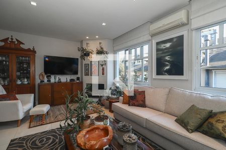 Sala de casa de condomínio à venda com 3 quartos, 218m² em Jardim Carvalho, Porto Alegre