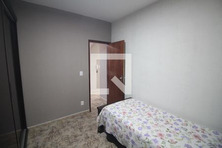 Quarto 1 de casa à venda com 2 quartos, 374m² em Milionários, Belo Horizonte