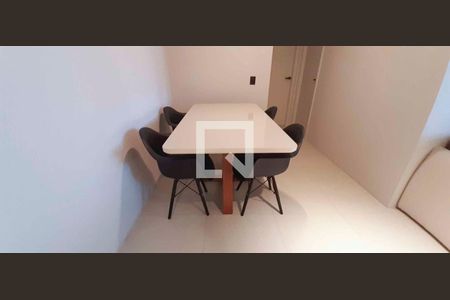 Apartamento à venda com 2 quartos, 54m² em Jardim Maria Luiza, São Paulo