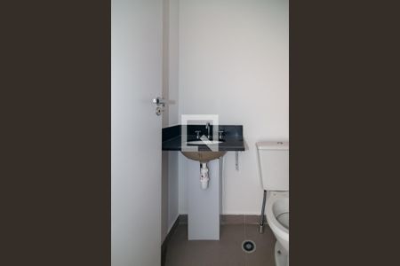 Banheiro de apartamento para alugar com 1 quarto, 20m² em Bela Vista, São Paulo