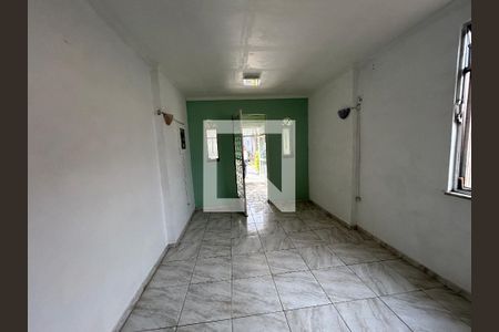 Sala de casa para alugar com 2 quartos, 80m² em Guadalupe, Rio de Janeiro