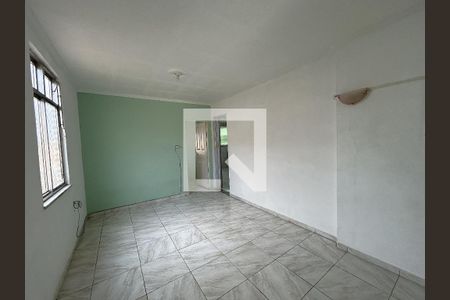 Sala de casa para alugar com 2 quartos, 80m² em Guadalupe, Rio de Janeiro
