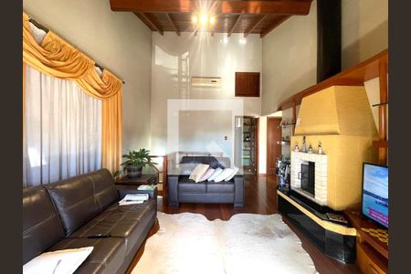 Casa à venda com 3 quartos, 213m² em Scharlau, São Leopoldo