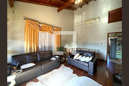 Casa à venda com 3 quartos, 213m² em Scharlau, São Leopoldo