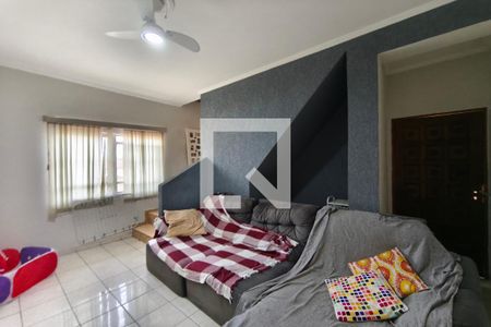 Sala de Estar de casa para alugar com 3 quartos, 160m² em Parque Residencial Vila União, Campinas