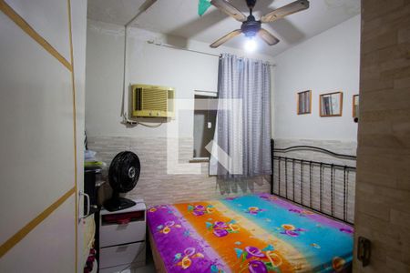 Quarto 1 de casa para alugar com 2 quartos, 120m² em Porto Novo, São Gonçalo
