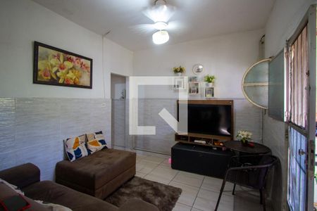 Sala de casa para alugar com 2 quartos, 120m² em Porto Novo, São Gonçalo