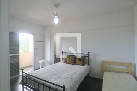 Suíte de apartamento para alugar com 2 quartos, 97m² em Jardim Las Palmas, Guarujá