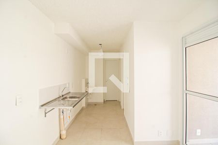 Apartamento para alugar com 2 quartos, 34m² em Parque Industrial Tomas Edson, São Paulo