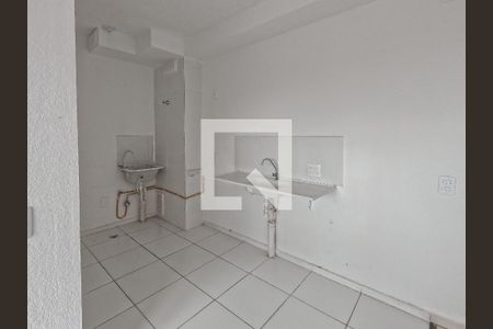 Cozinha/Área de serviço de apartamento para alugar com 2 quartos, 32m² em Vila Pereira Cerca, São Paulo