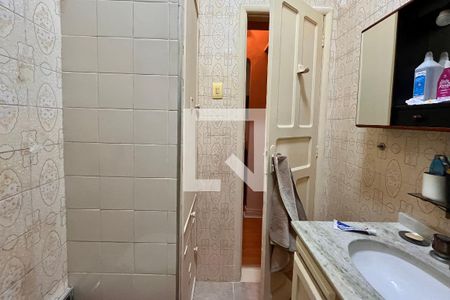 Banheiro  de apartamento à venda com 1 quarto, 40m² em Leblon, Rio de Janeiro