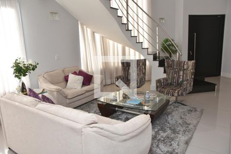 Sala 1 de casa de condomínio para alugar com 4 quartos, 322m² em Gramadão, Jundiaí