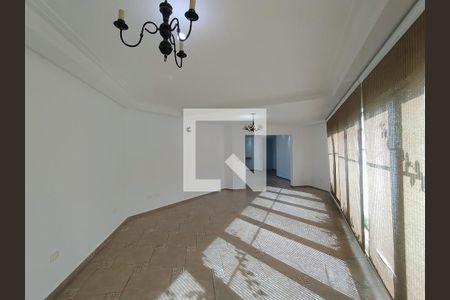 Sala  de casa de condomínio para alugar com 3 quartos, 350m² em Bairro dos Casa, São Bernardo do Campo