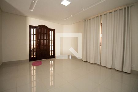 Casa à venda com 2 quartos, 350m² em Taguatinga Sul (Taguatinga) , Brasília