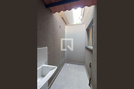 Área de Serviço de apartamento para alugar com 2 quartos, 42m² em Jardim Robru, São Paulo