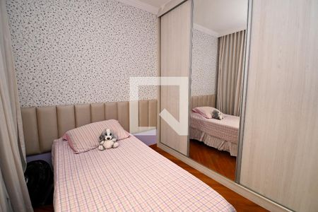 Quarto 2 de casa para alugar com 3 quartos, 361m² em São Goncalo, Contagem