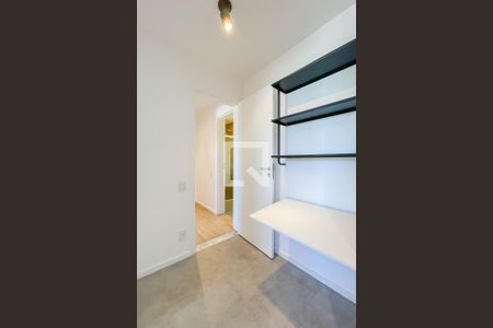 Suíte de apartamento para alugar com 2 quartos, 67m² em Industrial Autonomistas, Osasco