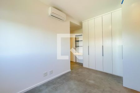 Suíte de apartamento para alugar com 2 quartos, 67m² em Industrial Autonomistas, Osasco