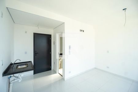 Sala e quarto e cozinha de kitnet/studio para alugar com 1 quarto, 24m² em Vila Azevedo, São Paulo