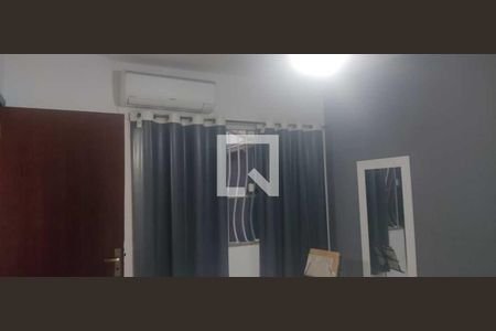 Quarto de casa para alugar com 3 quartos, 80m² em Condomínio Porto Seguro, Rio das Ostras