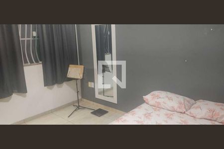 Quarto de casa para alugar com 3 quartos, 80m² em Condomínio Porto Seguro, Rio das Ostras