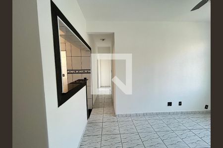 Corredor de apartamento para alugar com 3 quartos, 65m² em Campinho, Rio de Janeiro