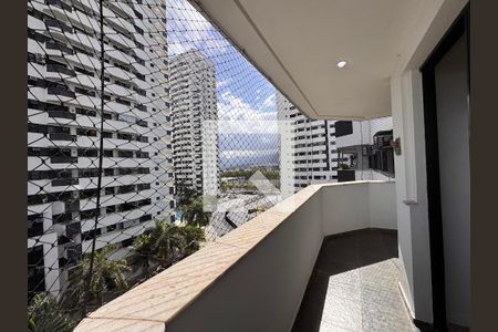 Varanda de apartamento para alugar com 2 quartos, 74m² em Barra da Tijuca, Rio de Janeiro