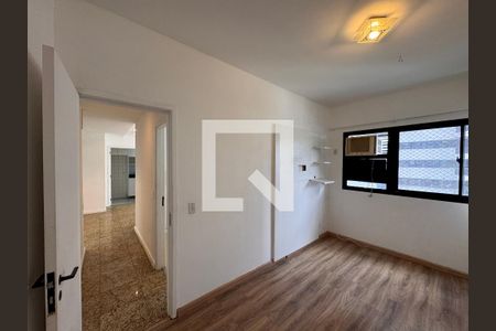 Suíte de apartamento para alugar com 2 quartos, 74m² em Barra da Tijuca, Rio de Janeiro