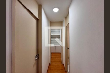 Corredor de apartamento à venda com 2 quartos, 64m² em Recreio dos Bandeirantes, Rio de Janeiro