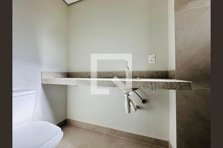 Banheiro da Suíte 1 de apartamento à venda com 2 quartos, 60m² em Anchieta, Belo Horizonte
