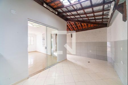 Quintal Interno de casa de condomínio para alugar com 3 quartos, 94m² em Vila Metalúrgica, Santo André