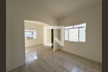 Sala de casa para alugar com 2 quartos, 161m² em Jardim Bandeirantes, Contagem