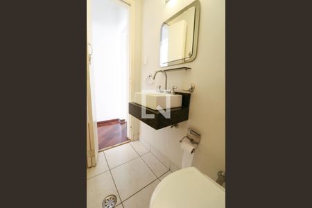 Lavabo de casa à venda com 3 quartos, 180m² em Granja Julieta, São Paulo