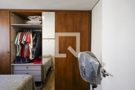 Quarto 2 de apartamento para alugar com 2 quartos, 44m² em Usina Piratininga, São Paulo