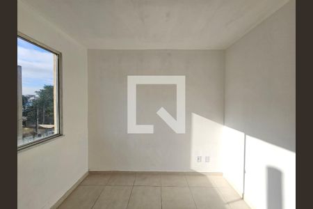 Quarto 1 de apartamento para alugar com 2 quartos, 34m² em Engenho Pequeno, Nova Iguaçu