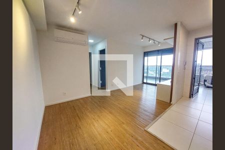 Sala de apartamento à venda com 2 quartos, 65m² em Santo Amaro, São Paulo
