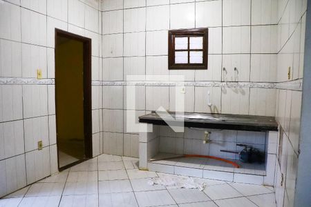 Cozinha de casa para alugar com 2 quartos, 96m² em Cidade Beira Mar, Rio das Ostras