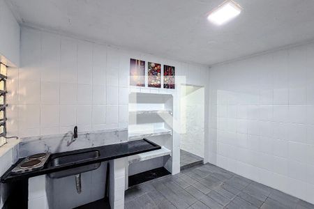 Cozinha de casa para alugar com 2 quartos, 60m² em Ipiranga, São Paulo