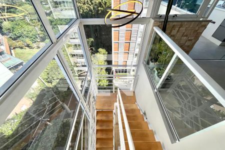 Escada de apartamento à venda com 2 quartos, 116m² em Jardim Prudência, São Paulo