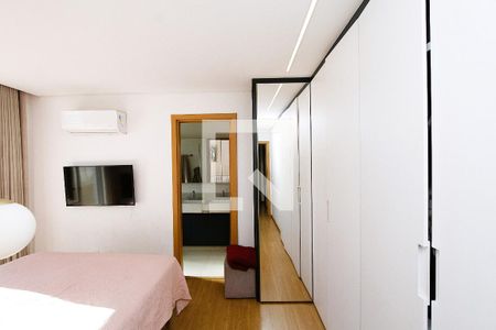 Quarto 1 - Suíte de apartamento à venda com 4 quartos, 243m² em Grajaú, Belo Horizonte