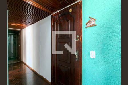 Entrada de apartamento à venda com 2 quartos, 67m² em Rio Comprido, Rio de Janeiro