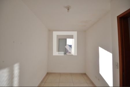 Quarto 2 de casa de condomínio para alugar com 2 quartos, 44m² em Vila Nova Carolina, São Paulo