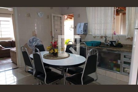 Casa à venda com 3 quartos, 93m² em Parque Santa Bárbara, Campinas