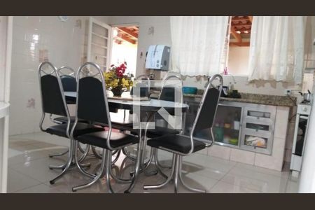 Casa à venda com 3 quartos, 93m² em Parque Santa Bárbara, Campinas