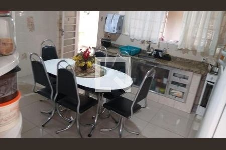 Casa à venda com 3 quartos, 93m² em Parque Santa Bárbara, Campinas