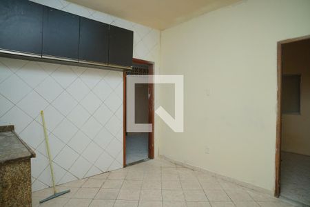 Cozinha de casa para alugar com 2 quartos, 95m² em Barroco, Maricá