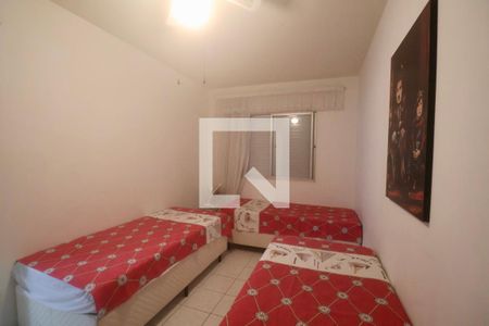 Quarto de apartamento para alugar com 2 quartos, 75m² em Jardim Las Palmas, Guarujá