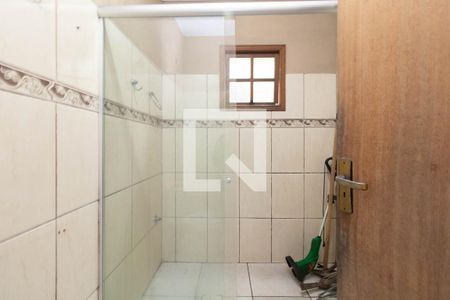 Banheiro do Quarto 1 de casa para alugar com 4 quartos, 300m² em Glória, Porto Alegre